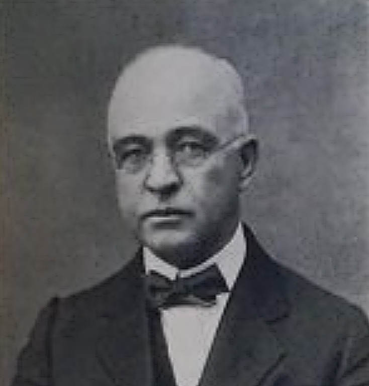S. W. Erdnase