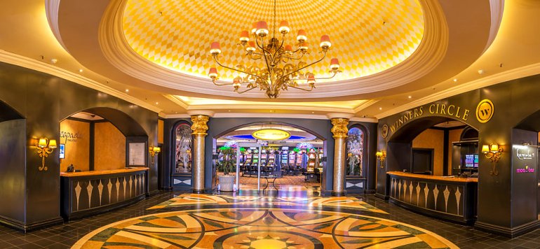 Rio Casino Resort lobby