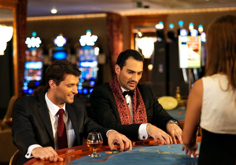 rich casino players