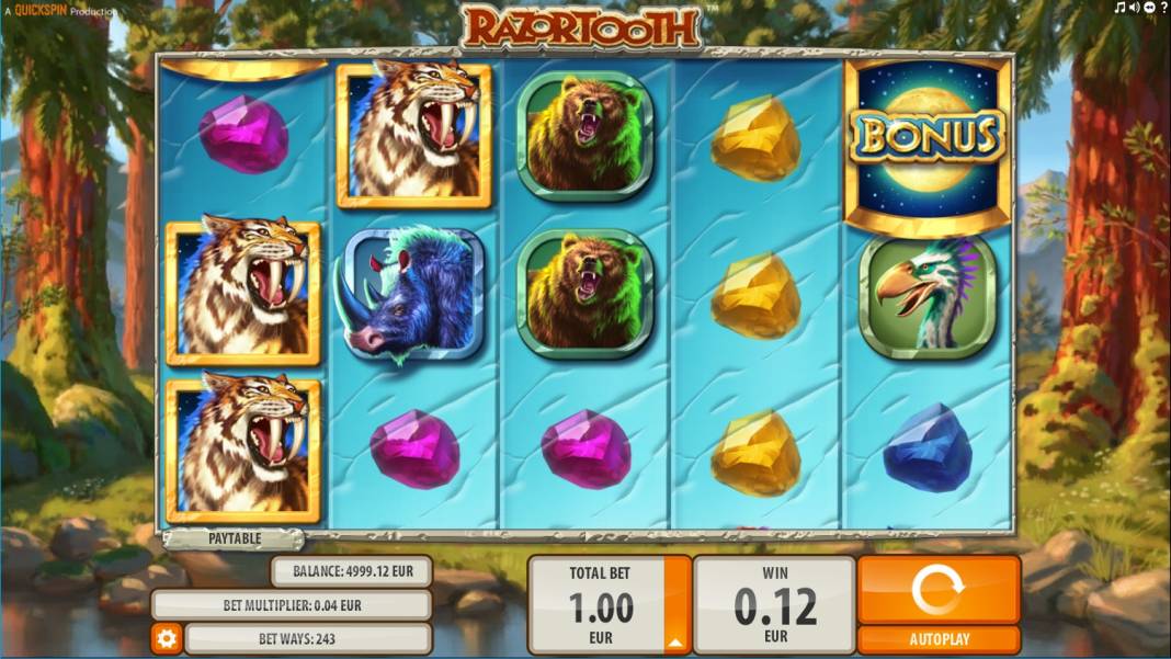 Razortooth slot
