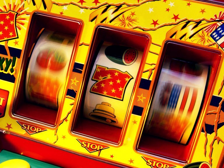 3-reel slot machine