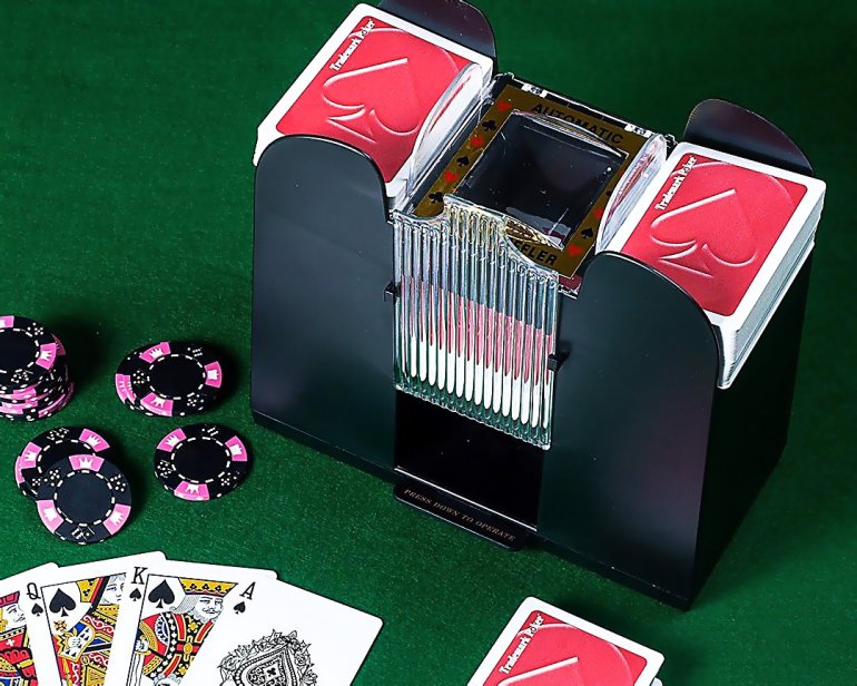 Shuffling machine cards and chips on the table