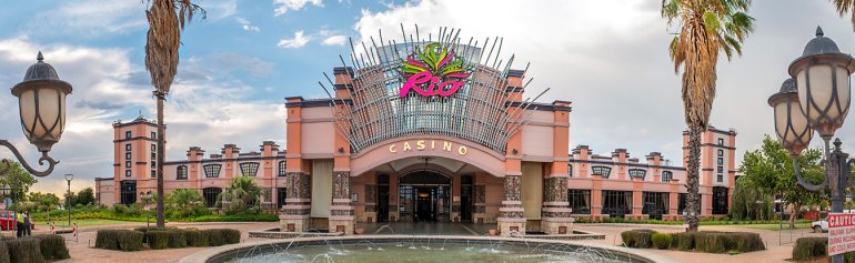 Rio Casino Resort Entrance