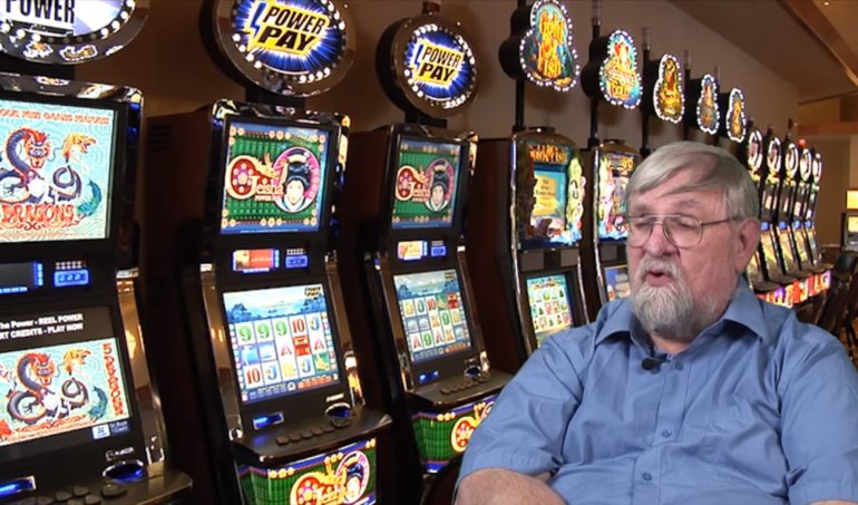 The author of books about casinos John Grochowski (John Grochowski)